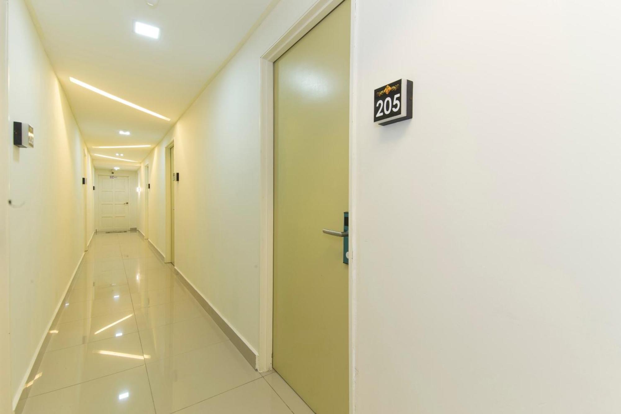 Oyo 552 Hotel Kl Centre Point Kuala Lumpur Bagian luar foto